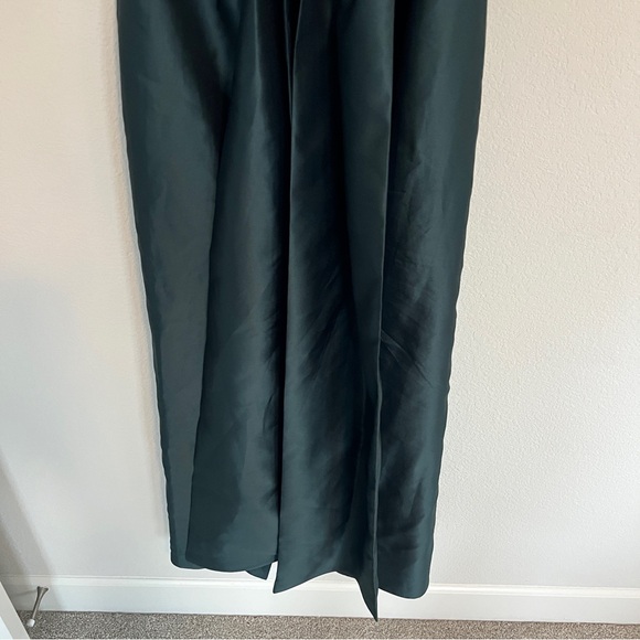 Alfred Sung Strapless Bow Back Satin Column Gown in Evergreen Size 0 - Picture 8 of 13
